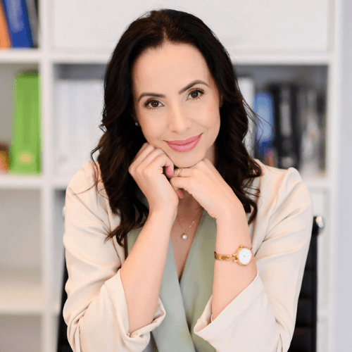 Foto de Patricia Lopez, neuropsicopedagoga e criadora do Memória Viva.